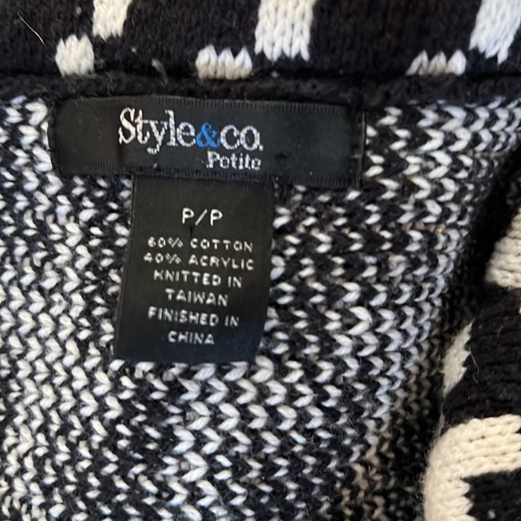 Style&Co. Top - Picture 7 of 7